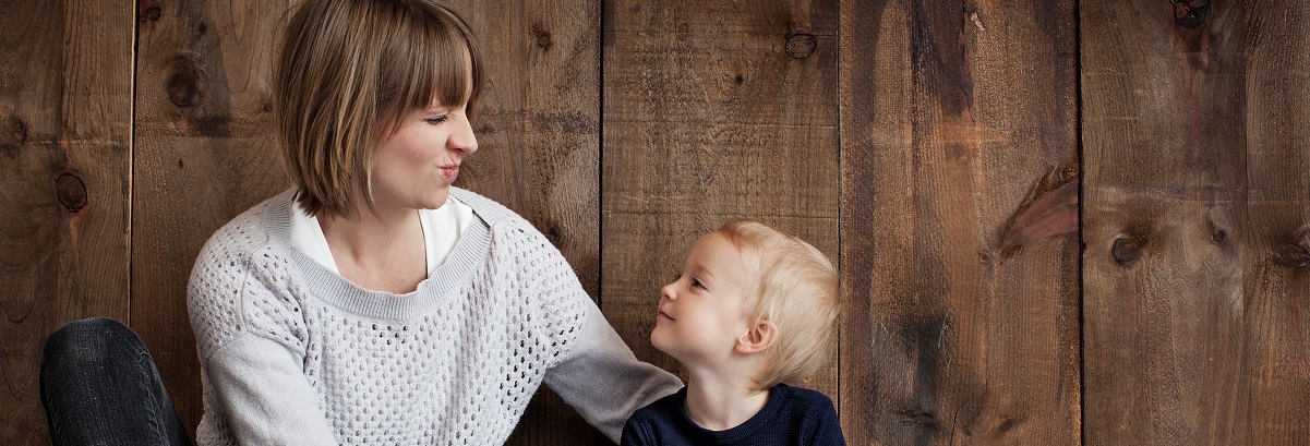 Play therapy program teaching parents to support child development